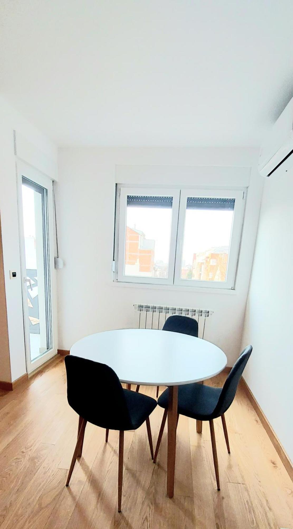 Ferienwohnung Magenta Zvezdara Belgrad Exterior foto